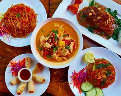 Thong's Autheintic Thai Restaurant