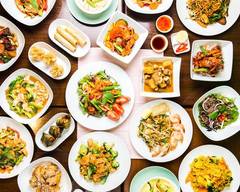 Yum Yai Express Asian Kitchen