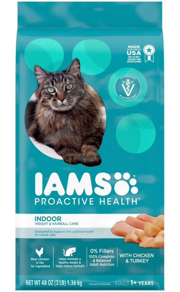 Iams Indoor Weight Control Hairball Care Dry Cat Food, Chicken (3 lbs)