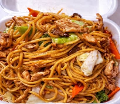 Lo mein de pollo