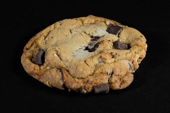 Sandy's Amazing Chocolate Chunk Manifesto® Cookie