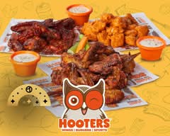 Hooters Cosmopol