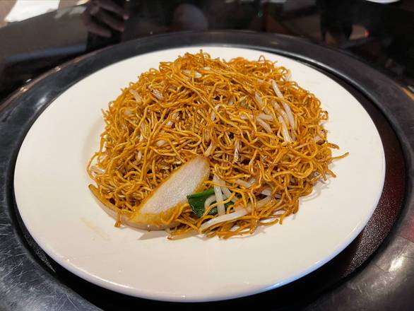 Fried soy sauce noodles 豉油王炒麵