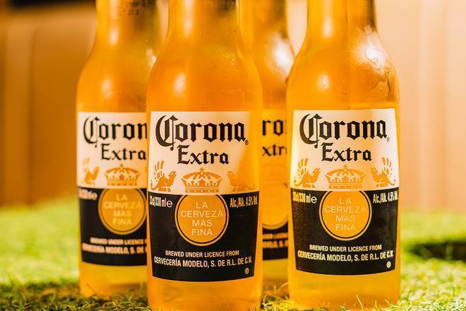4 Bottles of Corona or Pacifico