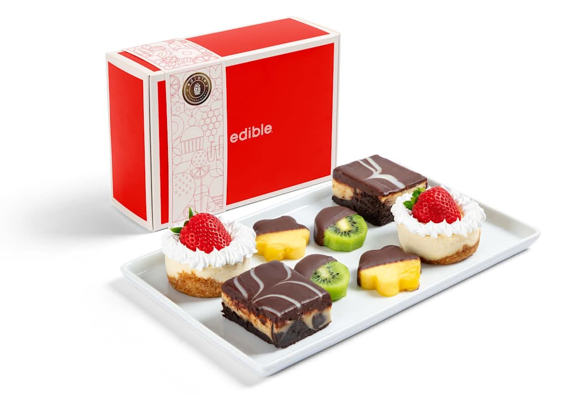 Summer Dipped Fruit & Dessert Box