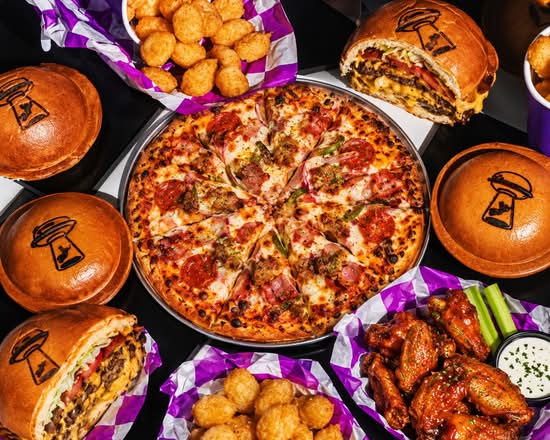 Muncheez UFO Burgers & Wings