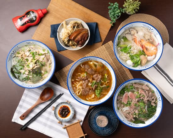 阿紅麵店 越南河粉 l 清燉牛肉麵