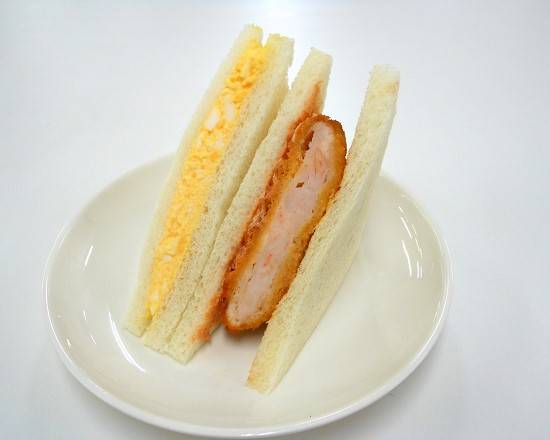 海老カツ&たまごサンド*