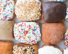 Delicious Donuts (12 SE Grand Ave)