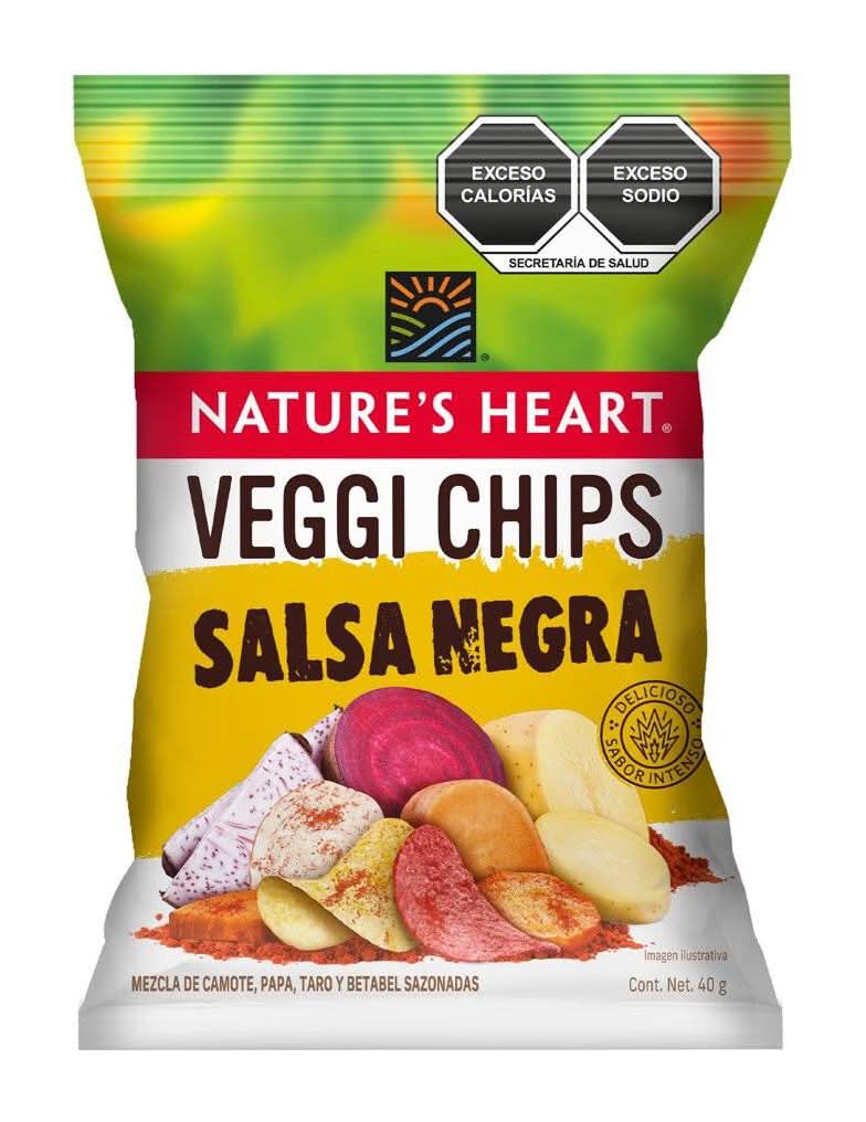 Nature's Heart · Papas de vegetales con salsa negra (40 g)