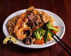 Kobe Japanese Steakhouse & Sushi Bar (Kirkman/Universal)