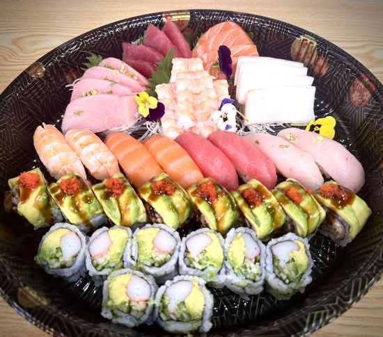 Sakara Sushi & Poke (47 Broadway, S5)