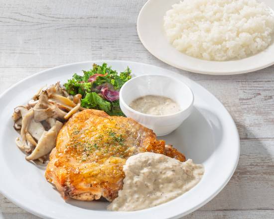 デュクセルチキン弁当 Grilled Chicken with Mushroom Duxelle Sauce Bento