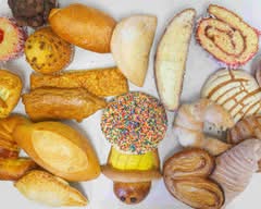 La Tradicional Bakery (2216 Wilson Blvd)