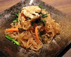 韓国料理ピットブル