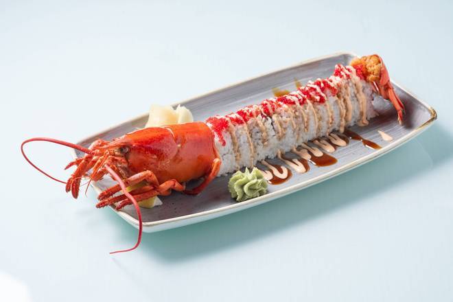 Lobster Tempura Roll*