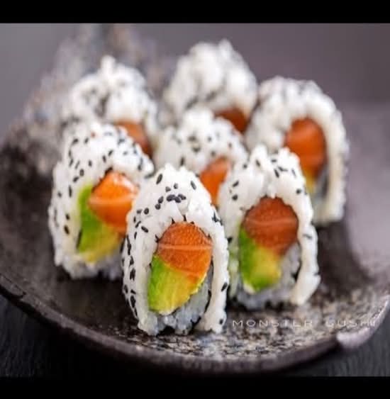 salmon roll combo