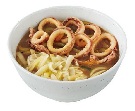 イカ・チーズカレーうどん Curry udon with squid and cheese