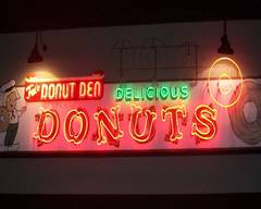 Fox's Donut Den