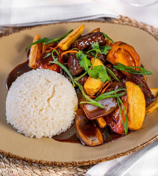 Lomo Saltado