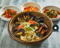 Korean Restaurant NAMU-By Chef Namu Kim (Setúbal)