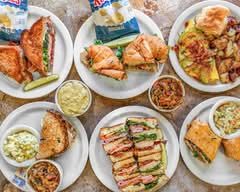 SHAKER'S American Cafe