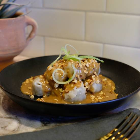 Wontons sauces aux arachides
