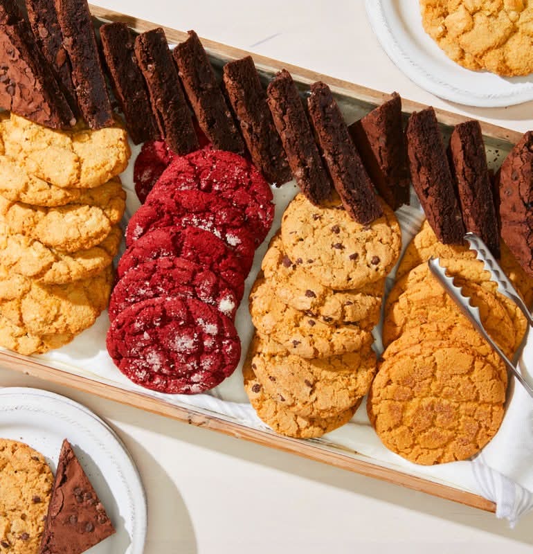 LARGE ASSORTED SWEETS PLATTER