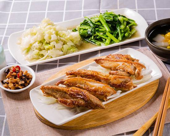 椒鹽大雞腿 Chicken Drumstick with Pepper Salt
