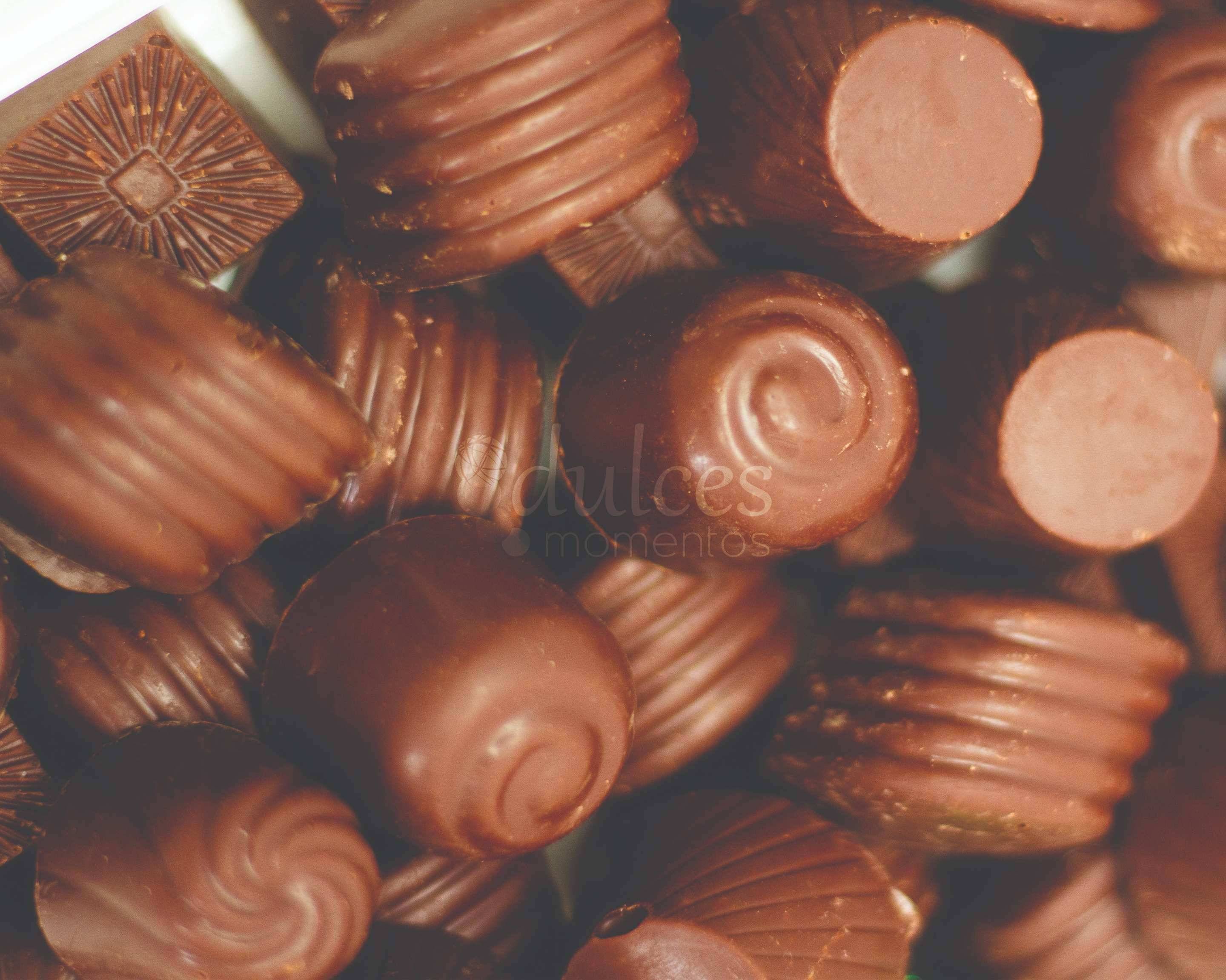 Caja pequeña mixta - Chocolatería Dulces Momentos