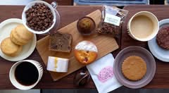 [スペシャルティコー ヒーと焼菓子]モンキーポッド コーヒー＆ケイク