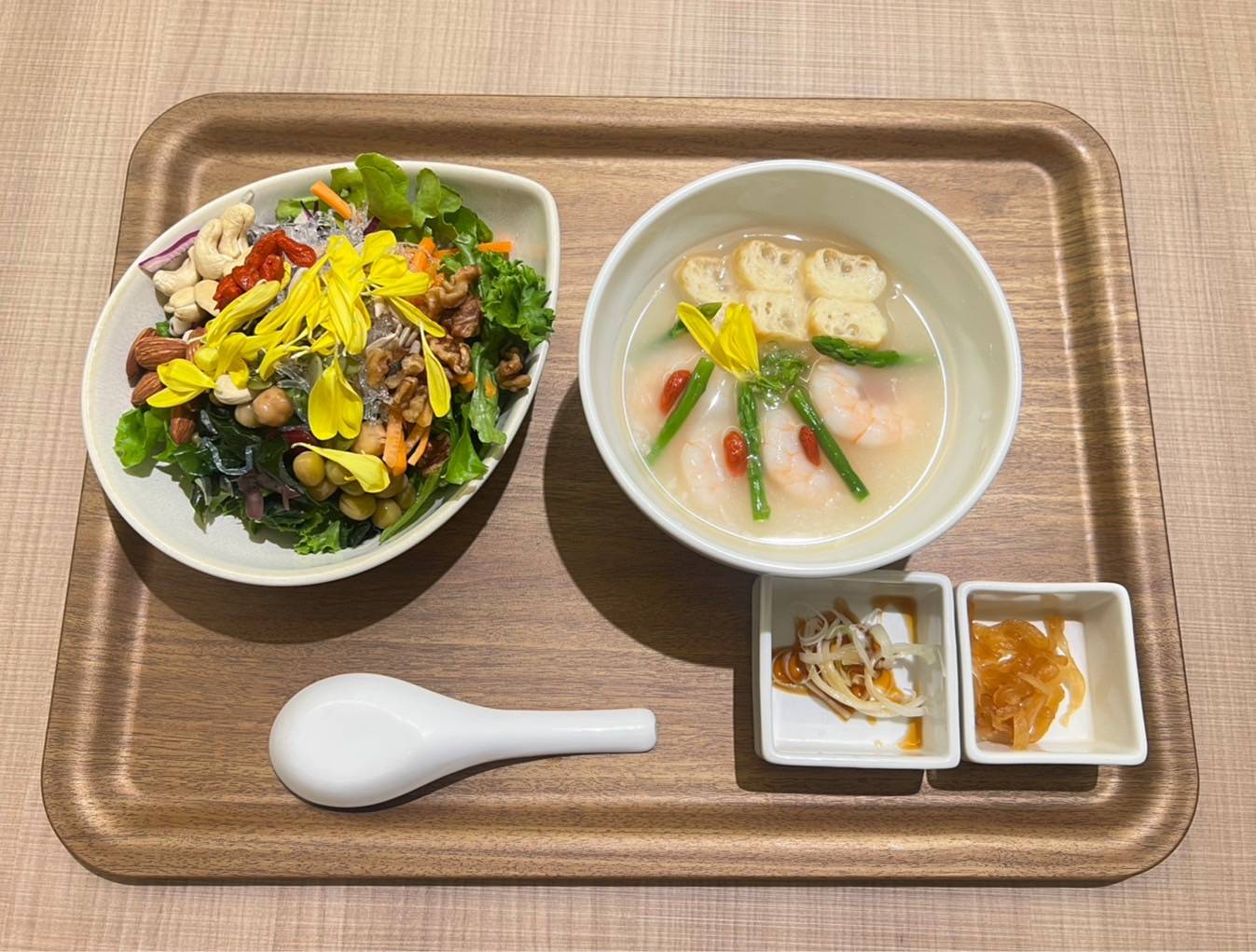 薬膳スープ粥 10ZEN 青山のデリバリー ・持ち帰り| メニューを見る