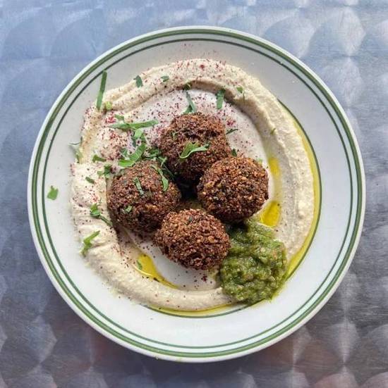 4 pc Fresh Falafel With Hummus