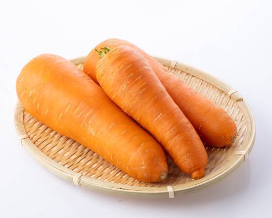 有機紅蘿蔔1條約200克(玉菁蔬菜/D012-6/TV110)