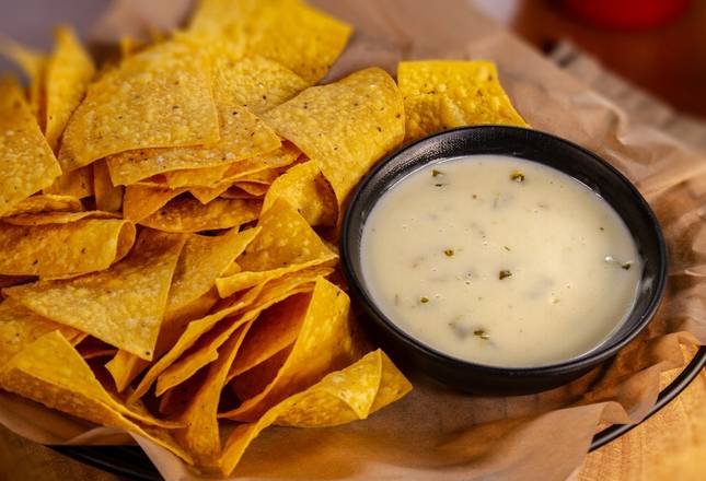 Chips & Queso