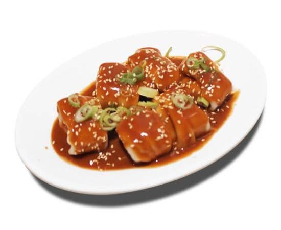 2. Dumplings à la sauce de beurre d'arachide / Dumplings with Peanut Butter Sauce / 花生酱拌抄手