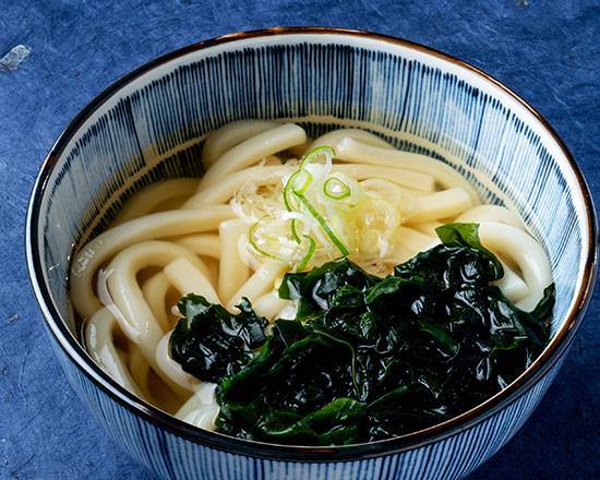 さぬき わかめかけうどん Sanuki Udon Noodle Soup with Seaweed