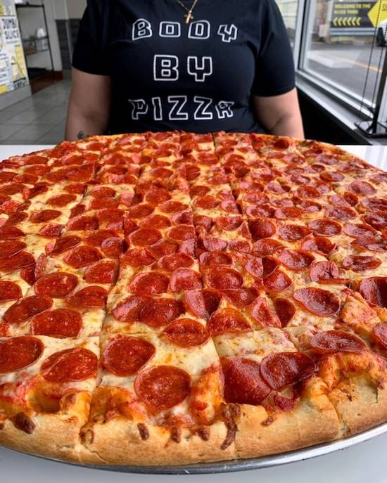 28" Jumbo Pizza