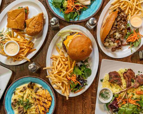 Ozzy's Cafe & Grill