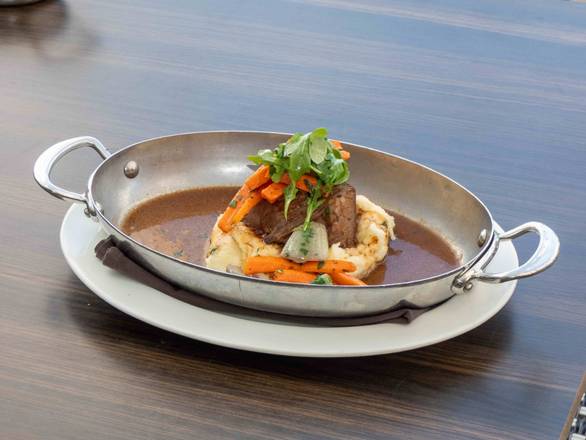 8 oz Braised Short Rib