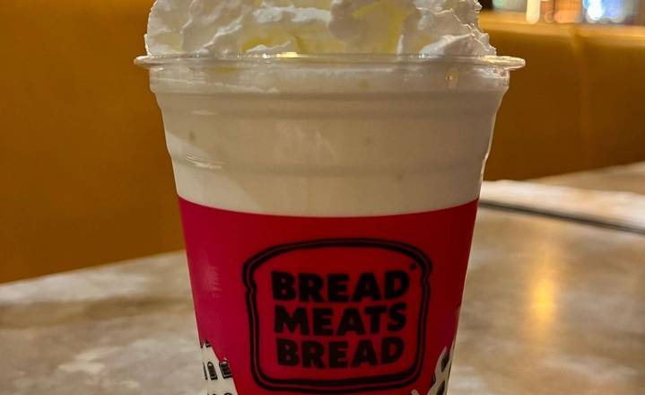 16OZ VANILLA MILKSHAKE