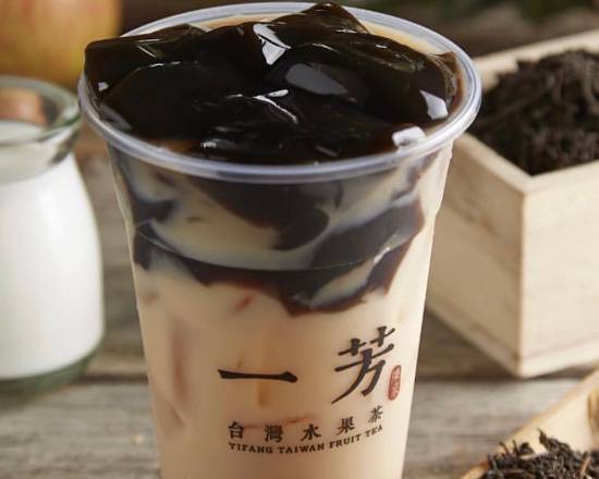 Grass Jelly Tea Latte 仙草凍奶茶