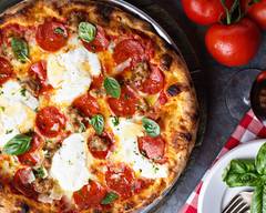Celebrity Pizza (2624 Pico Blvd)