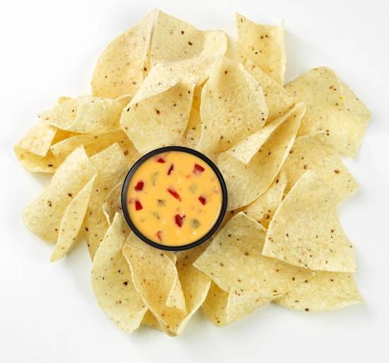 Small Chips & Queso