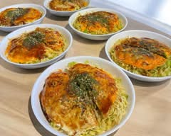 お好み焼きとホルモンの店 元祖 楽家