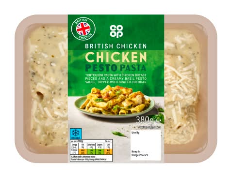Co-op Chicken, British Pesto Pasta (380g)