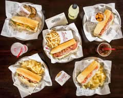 Cousins Subs (2416 W Mason St)