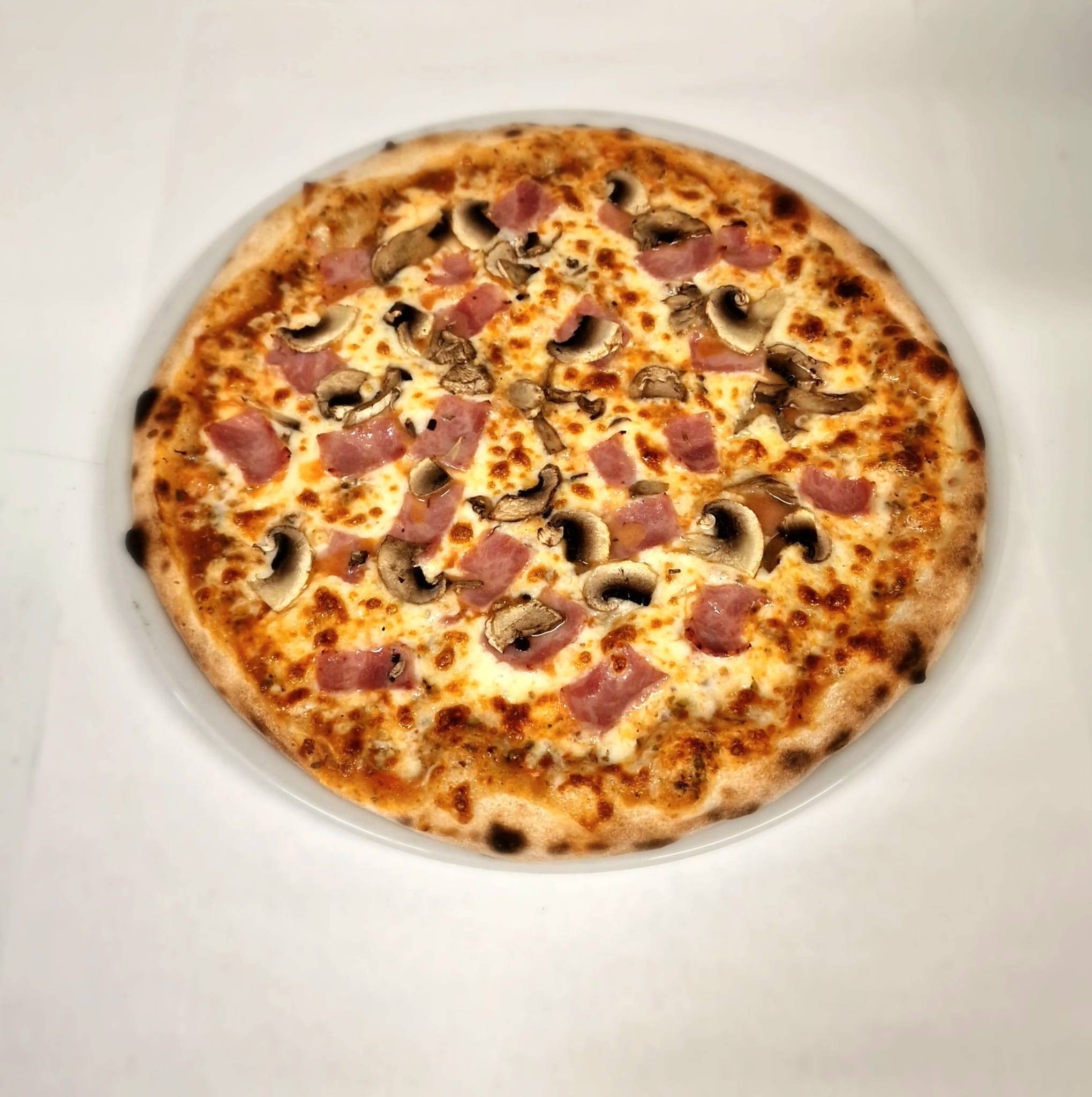 Pizza Regina