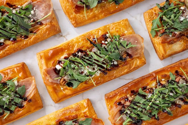 Prosciutto, Fig & Goat Cheese Pizzetta