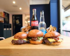 SV144 Burger & Drinks